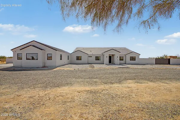 8236 N CALLE HERMOSA CIR