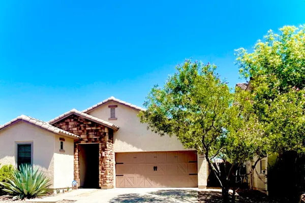 42635 N 43 DR
