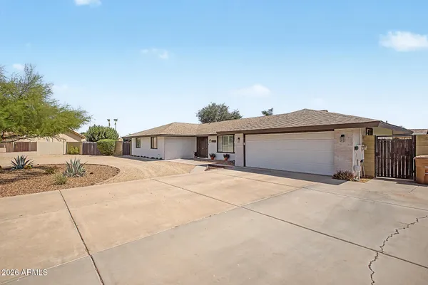 8767 W VILLA HERMOSA -- --