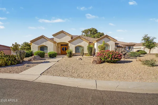 5534 W RIVIERA DR
