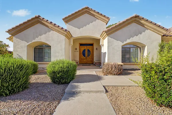 5534 W RIVIERA DR