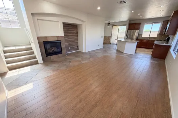 2513 W FLORENTINE RD