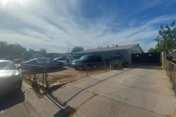 3434 W MONTE VISTA RD