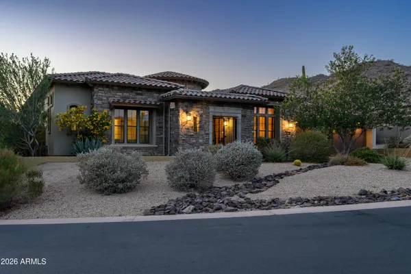 8856 E ROSEDALE CIR