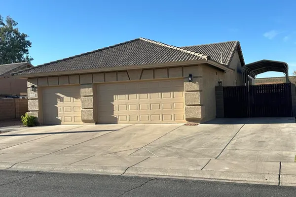 4121 W YUKON DR