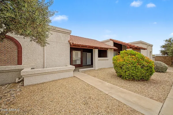 10807 W NORTHERN AVE 131