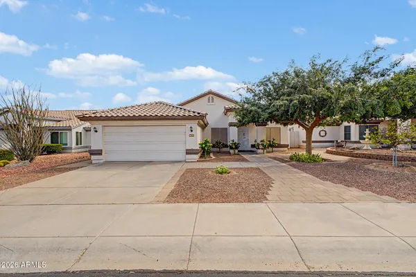 4625 E LAVENDER LN