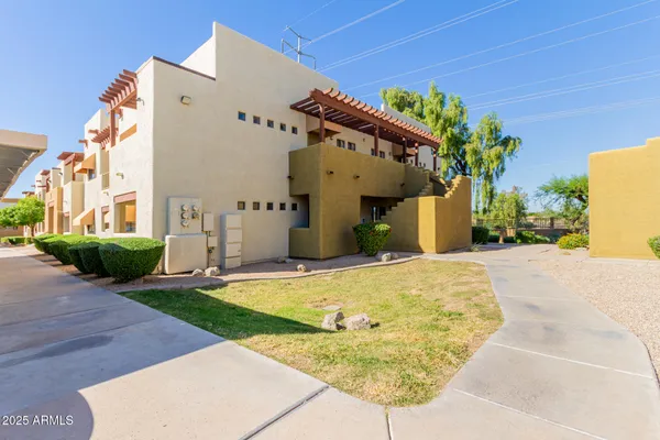 3434 E BASELINE RD 141