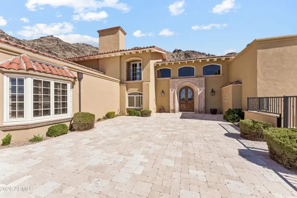 5315 E PARADISE CANYON RD