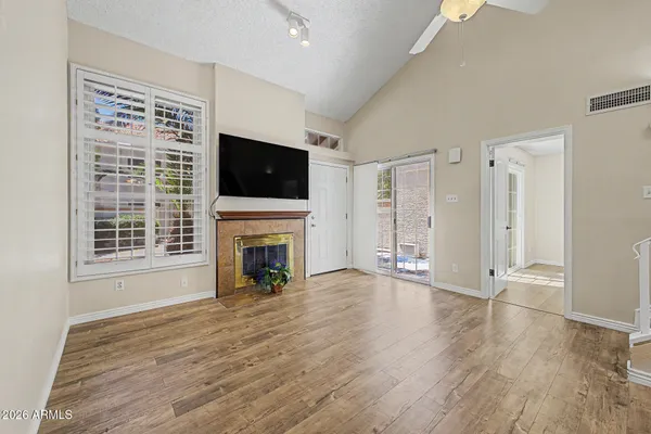 1717 E UNION HILLS DR 2023