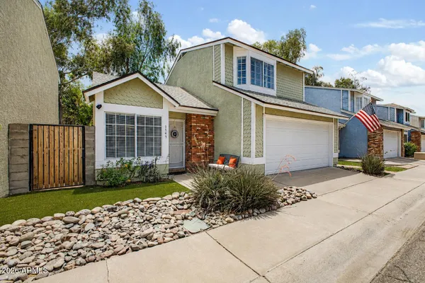 3549 E LE MARCHE AVE