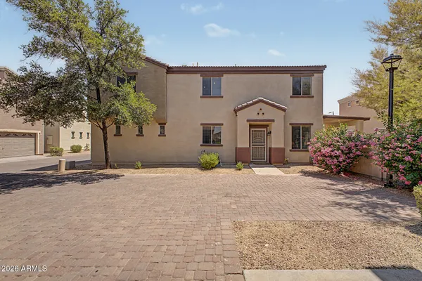 1322 E DUNBAR DR 23