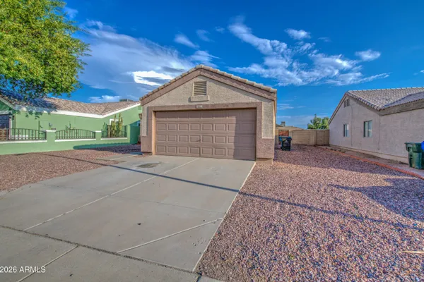 8313 W MULBERRY DR