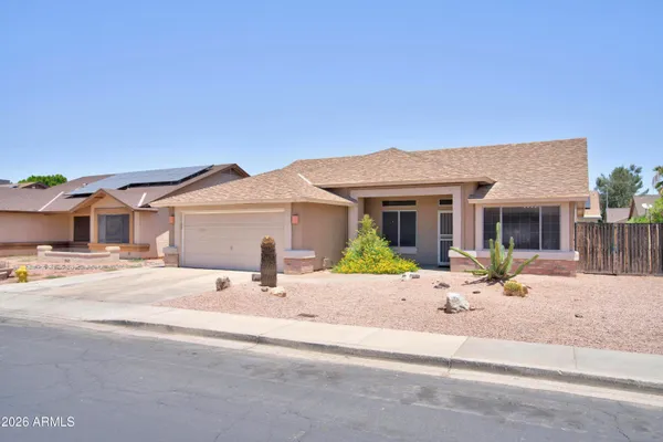 4132 W WHISPERING WIND DR