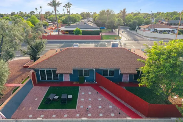 548 W SAN JUAN AVE