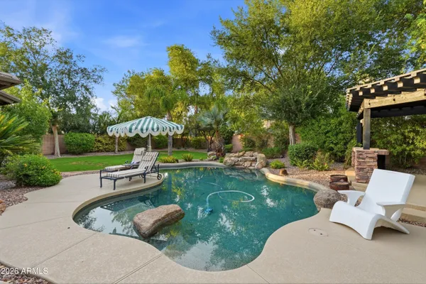 4432 E ARBOR DR