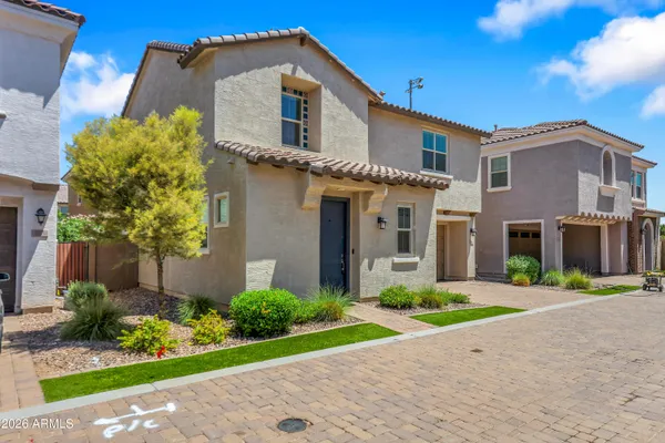 683 N ABALONE DR