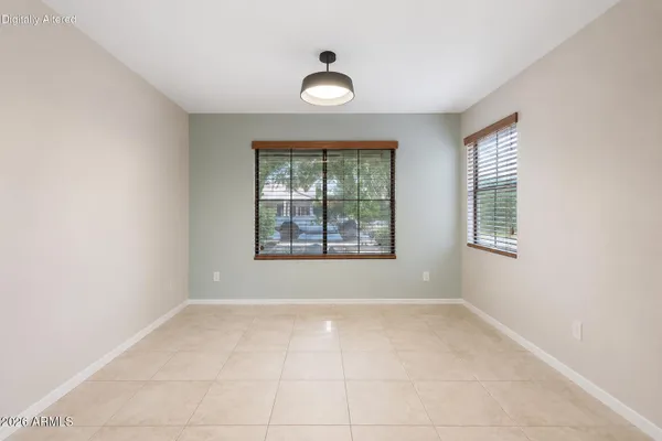 11166 W MOUNTAIN VIEW DR