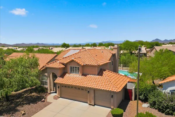 4124 E PALO BREA LN