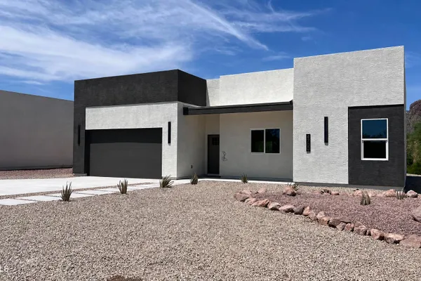 4700 S ESTRELLA RD