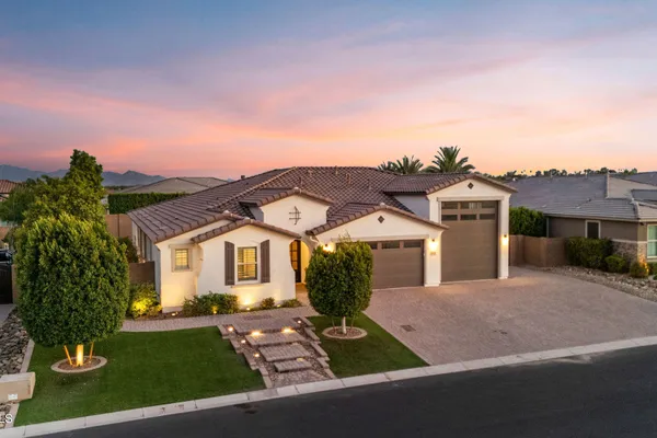 12539 W TUCKEY LN