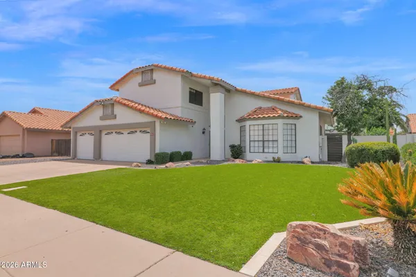1501 W ANTIQUA DR