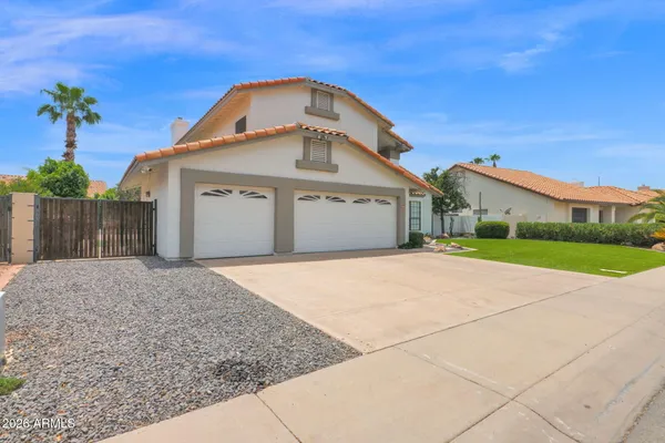 1501 W ANTIQUA DR
