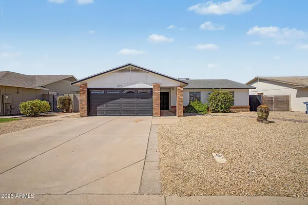 804 W NOPAL PL
