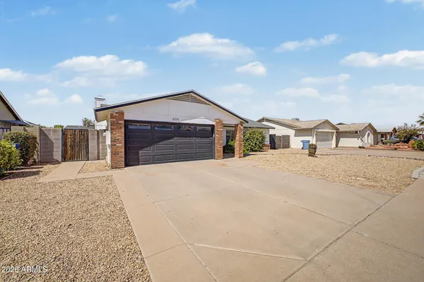804 W NOPAL PL