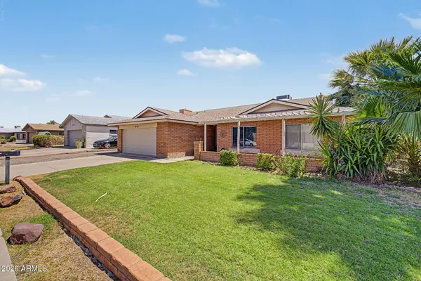 4961 W EL CAMINITO DR