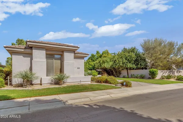 8745 N 73RD WAY