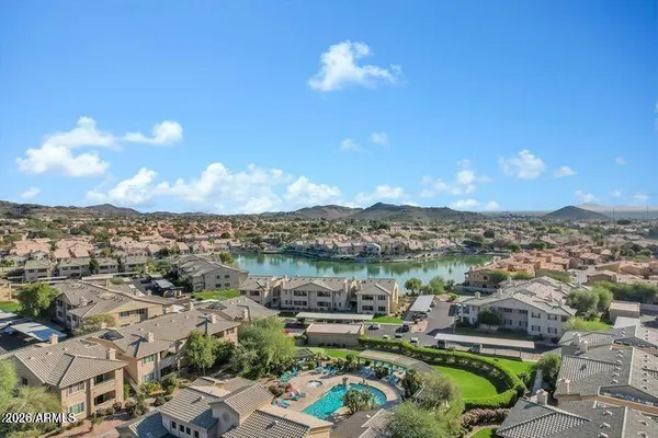 16013 S DESERT FOOTHILLS PKWY 2055