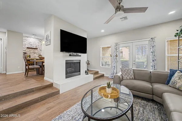 8787 E MOUNTAIN VIEW RD 1084