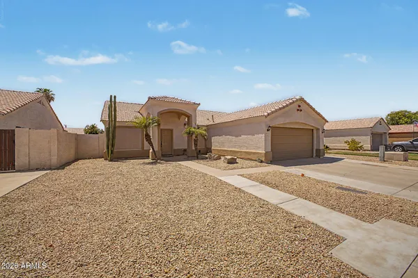 5007 W DAVIS RD