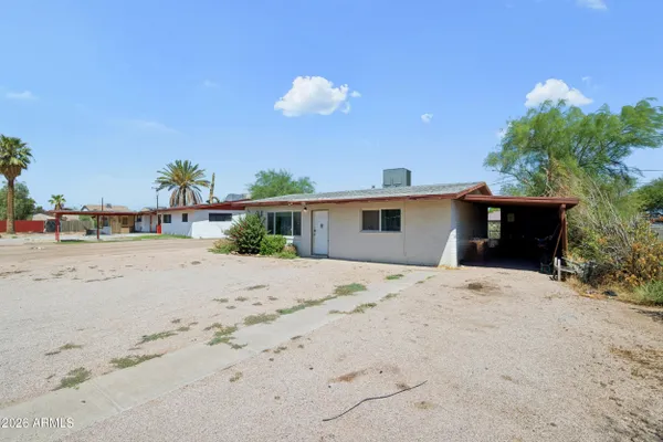 414 W BUTTE CIR
