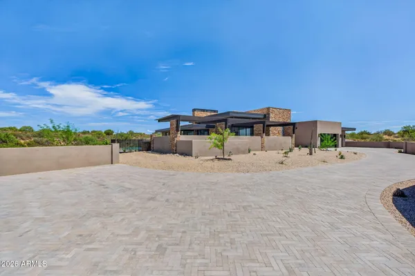 11409 E SALERO DR