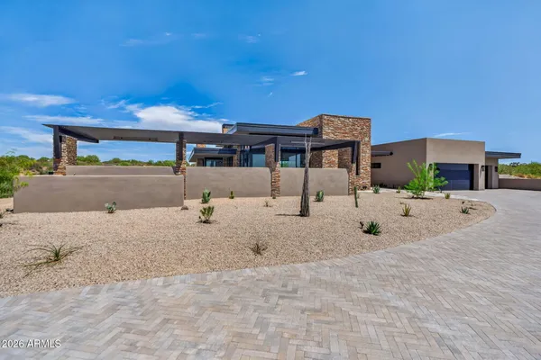 11409 E SALERO DR
