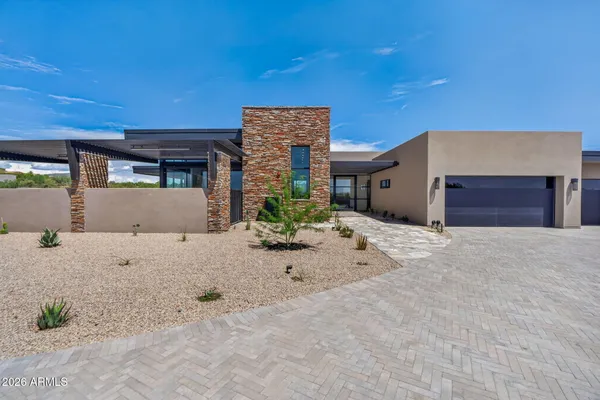 11409 E SALERO DR