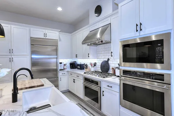 7348 E CASITAS DEL RIO DR