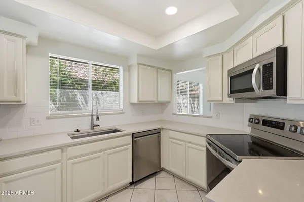 2338 W ORCHID LN