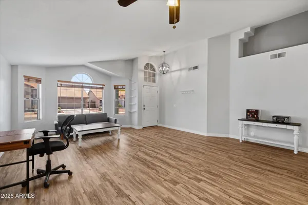 3864 W ALAMEDA RD