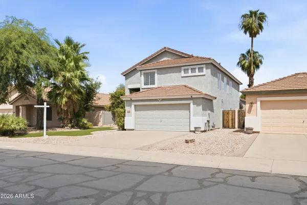 3032 E MILLBRAE LN