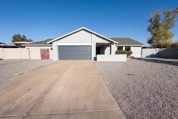 7120 W LEITH LN