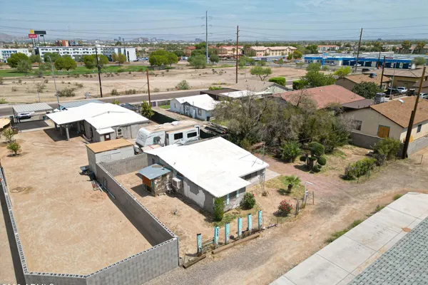 8009 S CALLE AZTECA -- --
