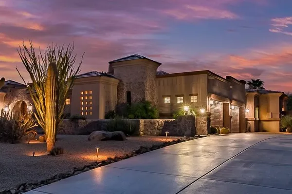 8004 E SOARING EAGLE WAY