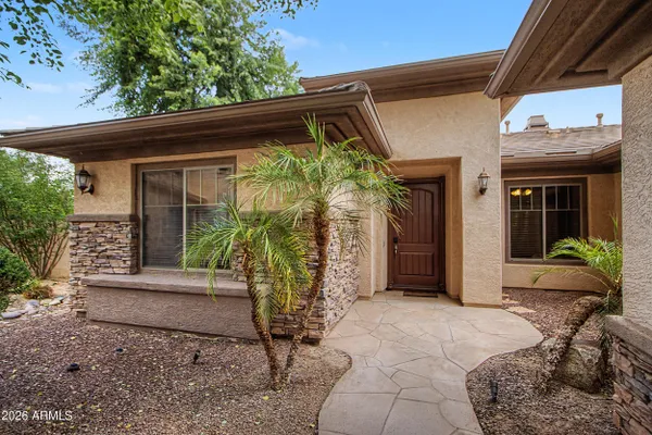 1351 E CANARY DR