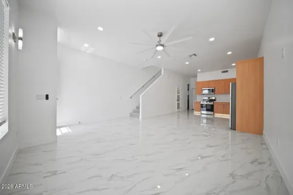 108 W BASELINE RD