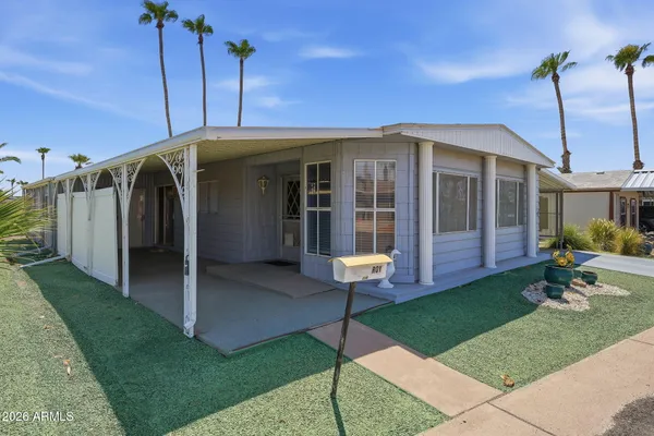 120 N VAL VISTA DR 118