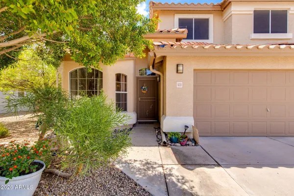 633 W NOPAL AVE