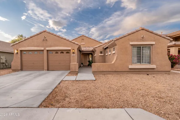 8526 W PRESTON LN